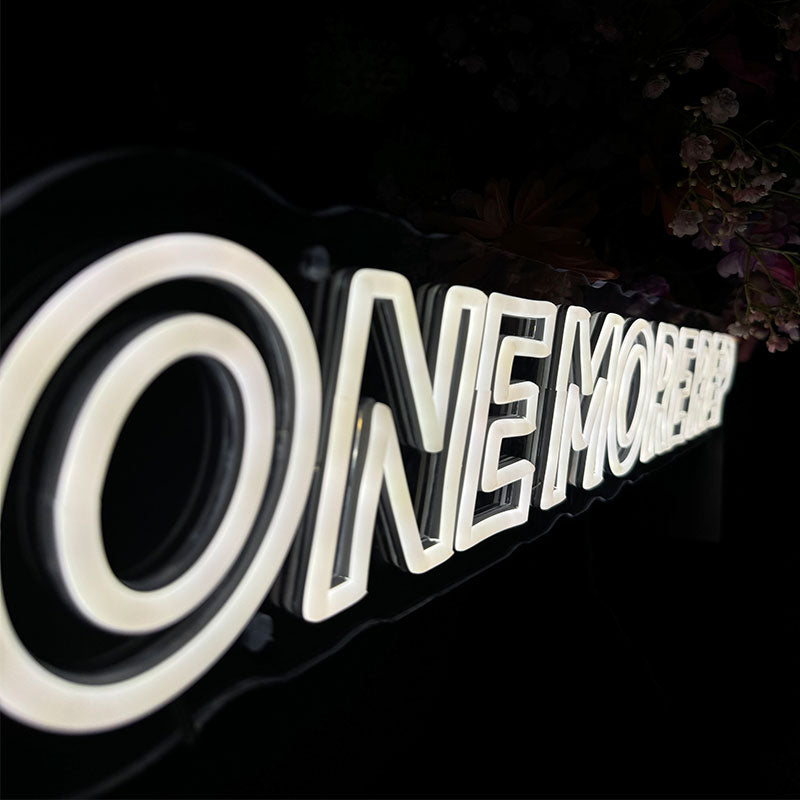 Insegna al neon One More Rep