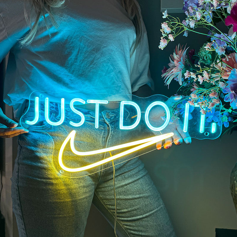 Insegna al neon Just do it