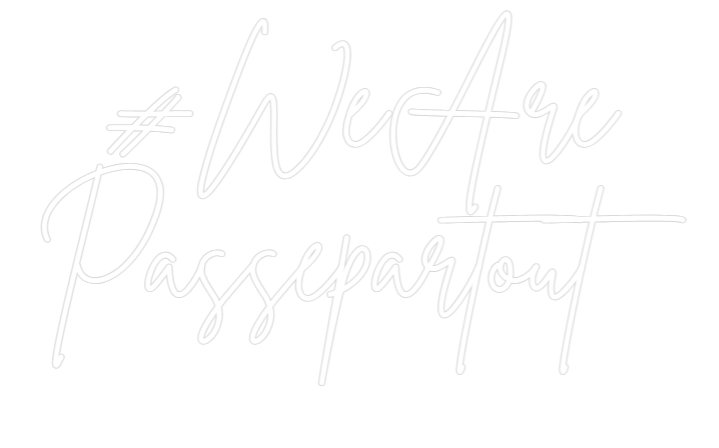 Neon personalizzato: #WeAre
Passe...