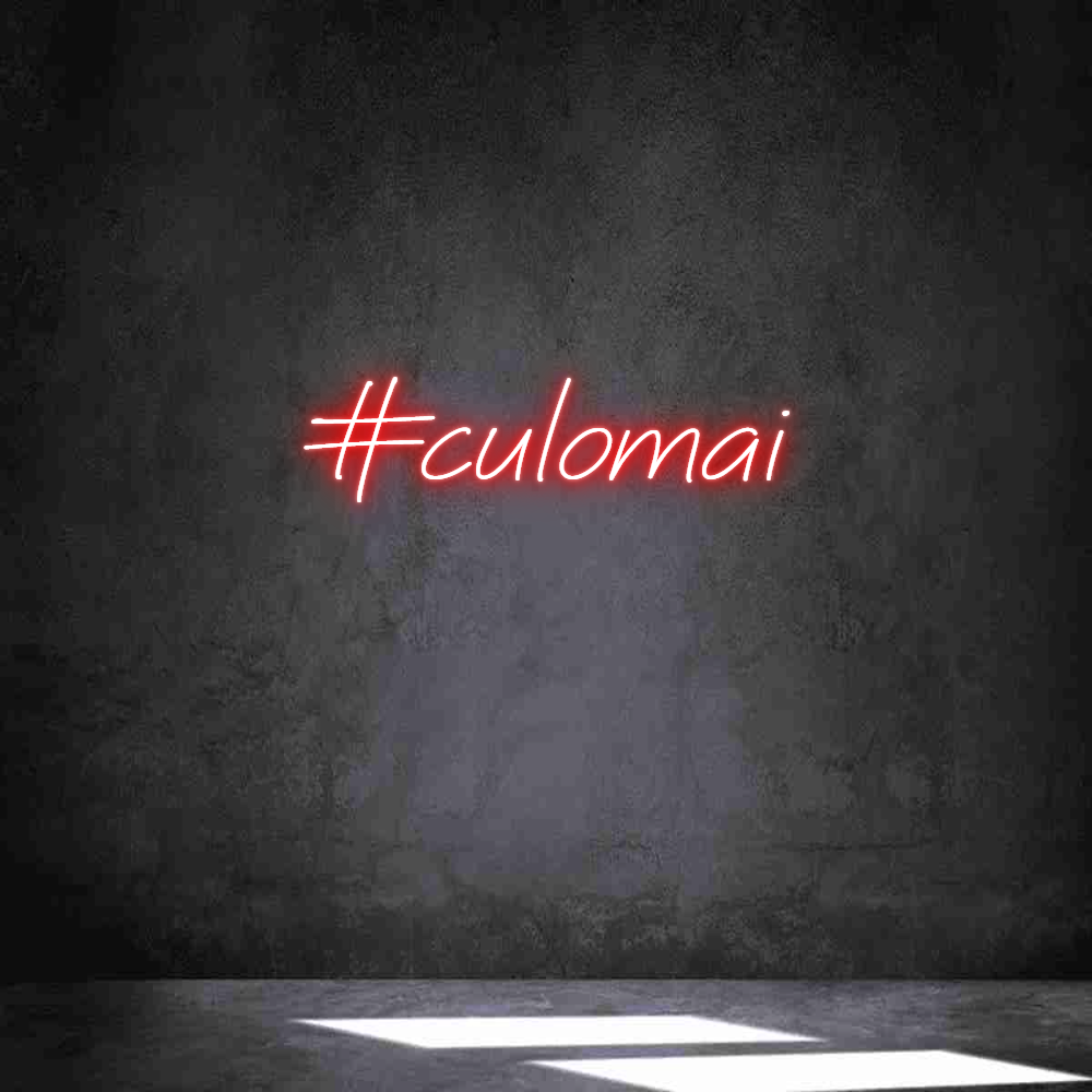 Neon personalizzato: #culomai