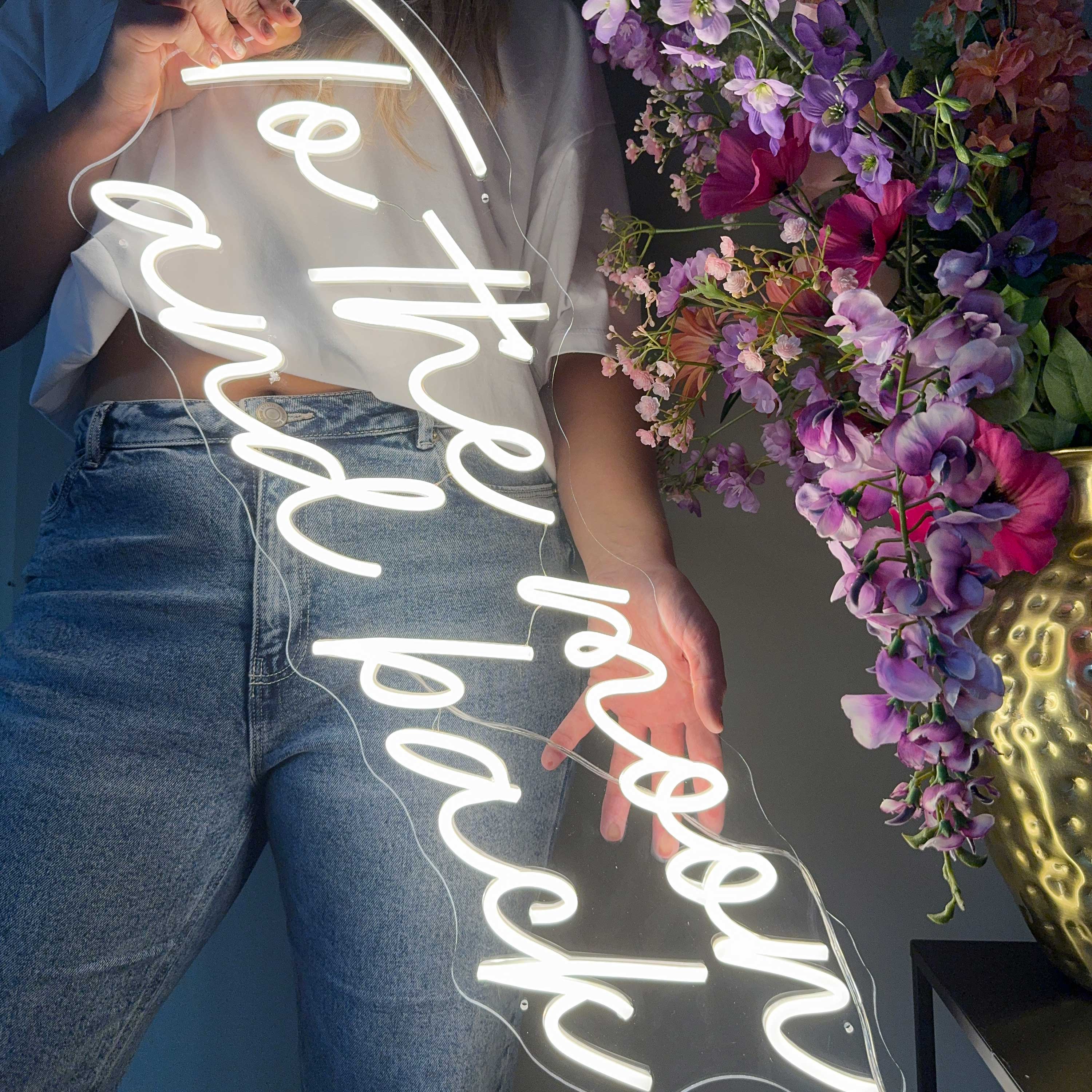 Insegna al neon To The Moon and Back