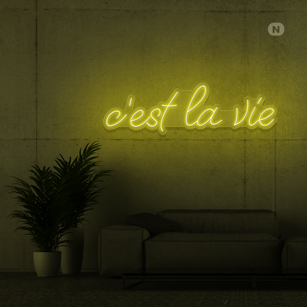 Insegna al neon c'est la vie