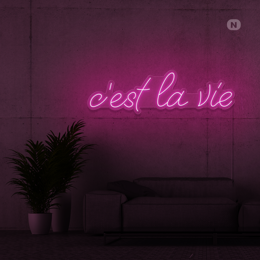 Insegna al neon c'est la vie