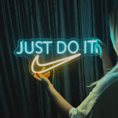 Insegna al neon Just do it